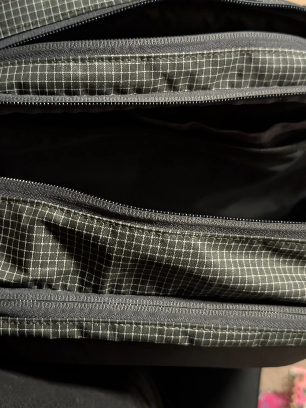 Patagonia Fanny Duffel/Bag - Black with Red Logo